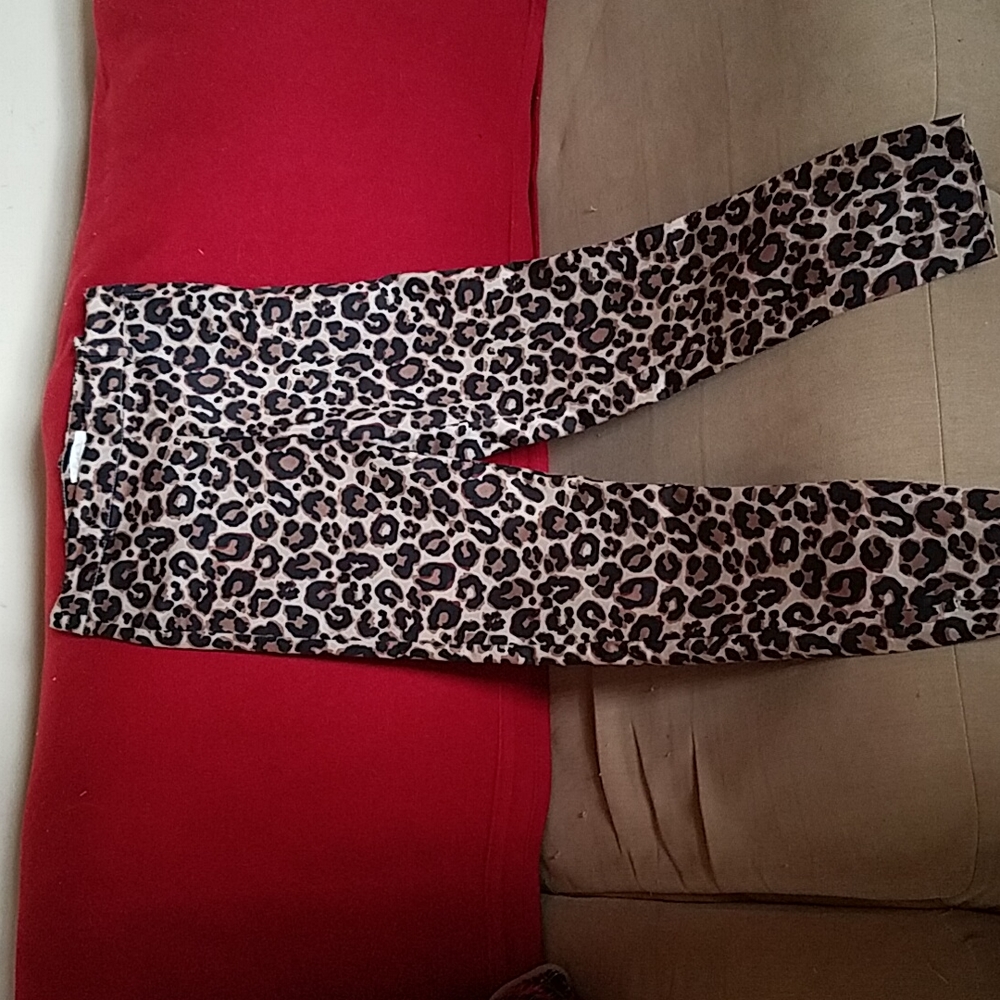H&M leopard pants